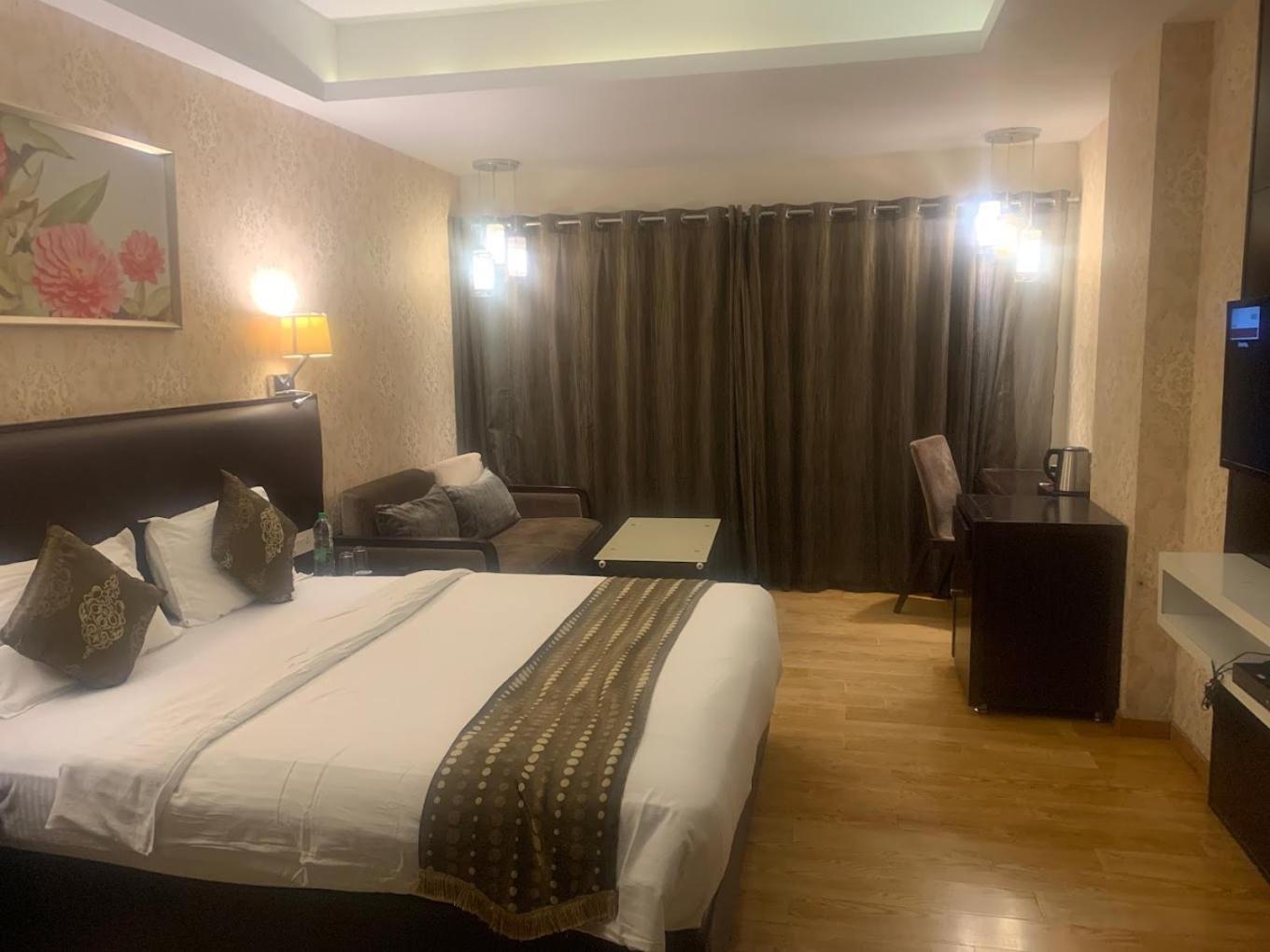 Nandan Kanan Hotel & Resort Sipra Eksteriør bilde
