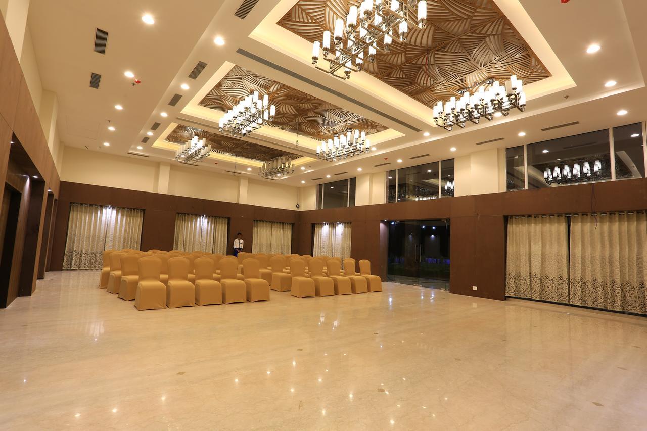 Nandan Kanan Hotel & Resort Sipra Eksteriør bilde