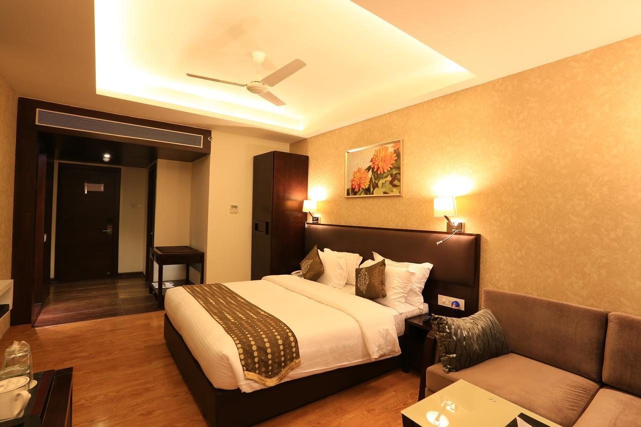 Nandan Kanan Hotel & Resort Sipra Eksteriør bilde