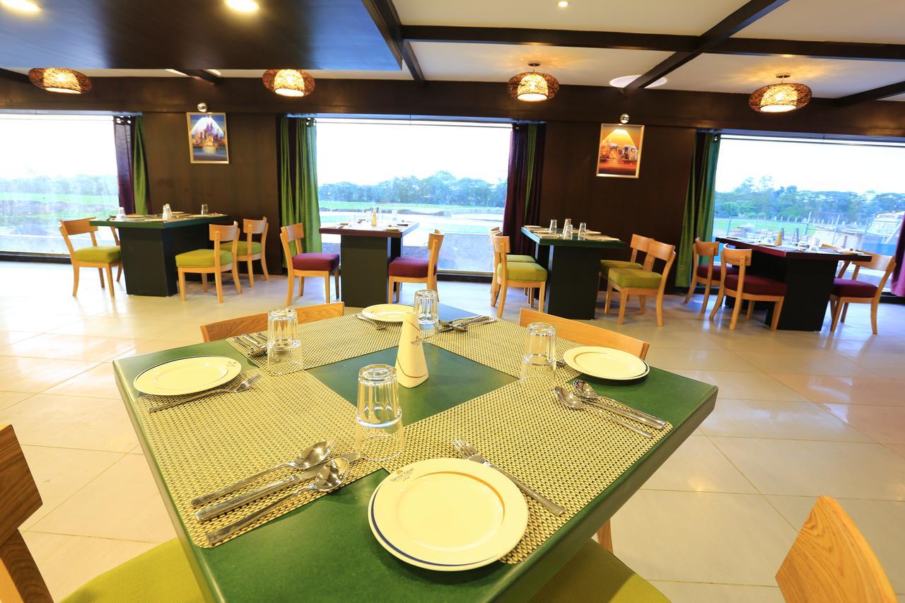 Nandan Kanan Hotel & Resort Sipra Eksteriør bilde