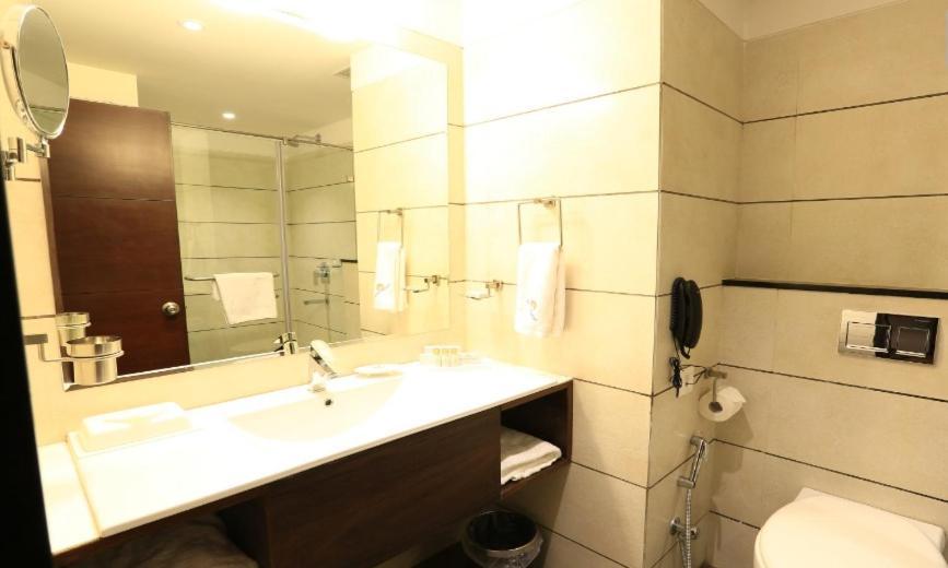 Nandan Kanan Hotel & Resort Sipra Eksteriør bilde